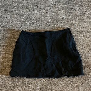 H&M Black Linen Mini Skirt with Subtle Front Slit